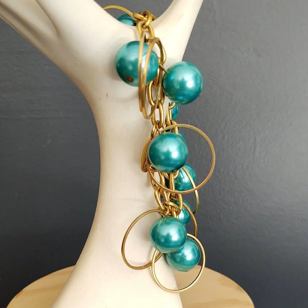 Metallic teal beaded hoop statement bracelet - Picture 4 of 9